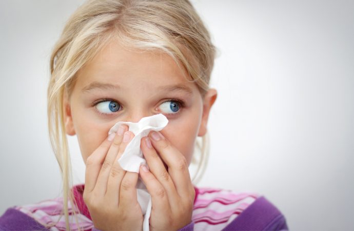 Alergia czy przeziębienie u dziecka – czym się różnią i jak je leczyć?