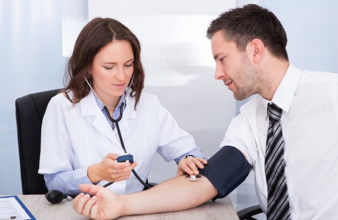 Jak zadbać o prawidłowe ciśnienie krwi?