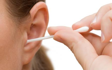 Patyczki do uszu – niebezpieczne i niezdrowe