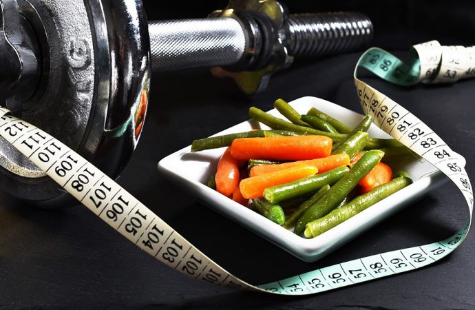 Trening czy przyrządzanie zdrowych posiłków – jak wygrać z brakiem czasu?