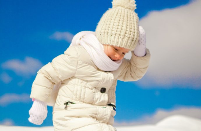 Jak przygotować się na zimowe wyjazdy z dzieckiem
