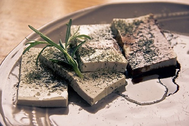 Tofu dla opornych – pomysły na bezmięsny przysmak