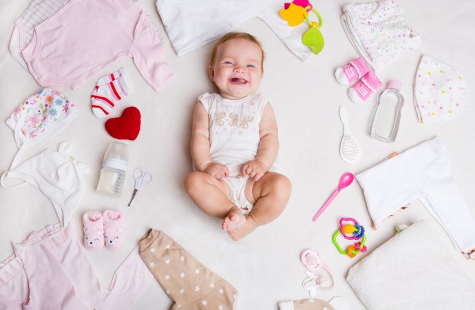 Wydatki niemowlaka – ile naprawdę kosztuje wyprawka dla bobasa?