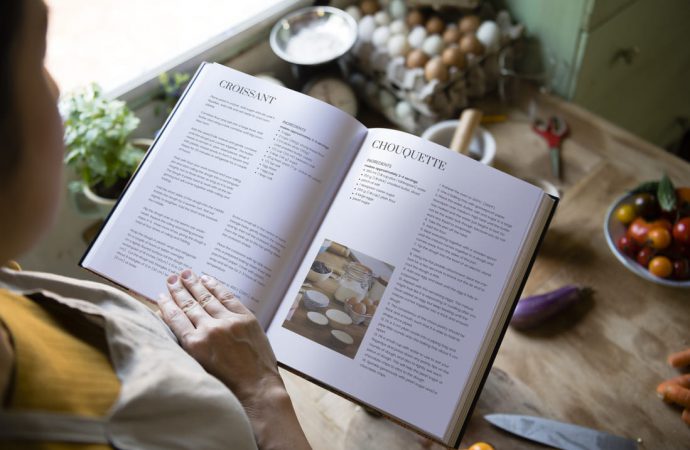 Książki kucharskie – czy wciąż warto je kupować?