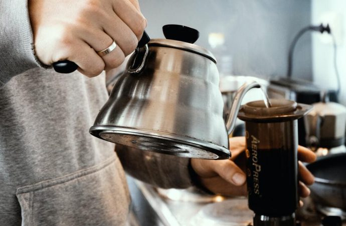 Aeropress do kawy – jak działa, gdzie kupić i jak używać?